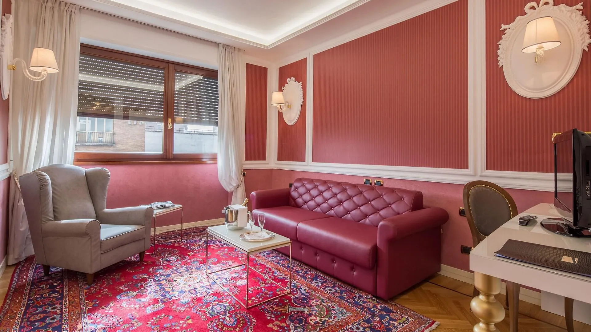 Grande Albergo Roma Piacenza Hotel