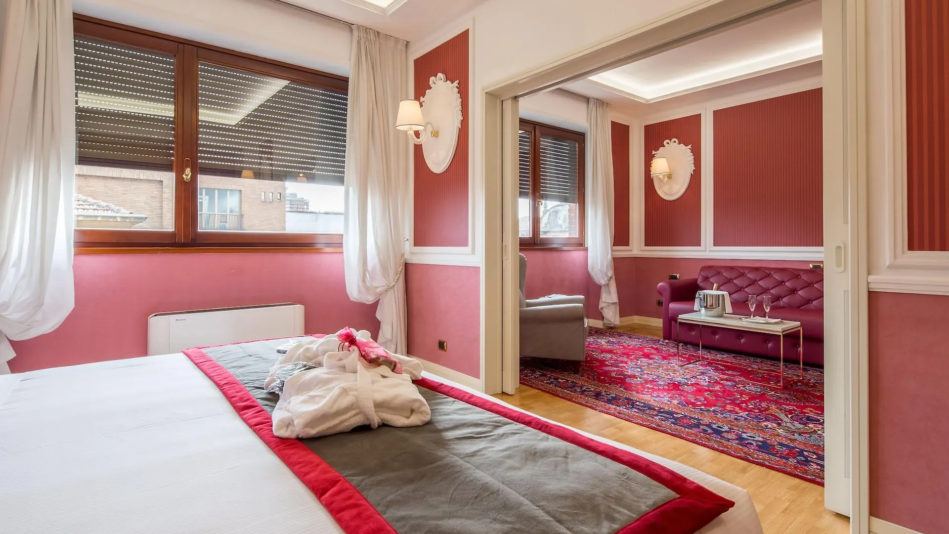 Grande Albergo Roma Piacenza 4*,