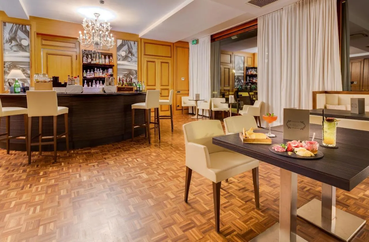 Grande Albergo Roma Piacenza