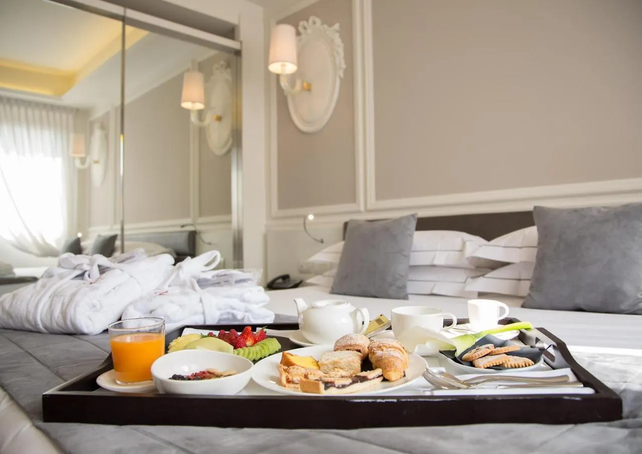 Grande Albergo Roma Piacenza Hotel